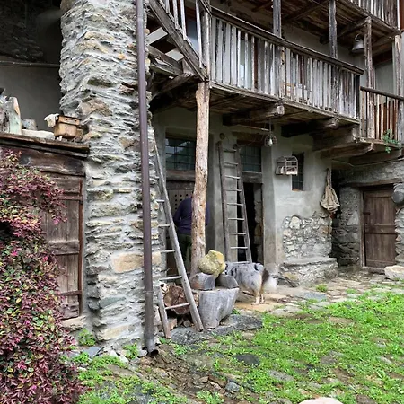 Montagne Verdi 3* Varallo