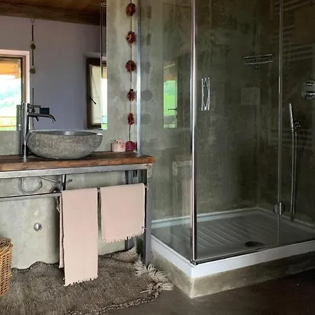 Montagne Verdi بيت ضيافة 3*